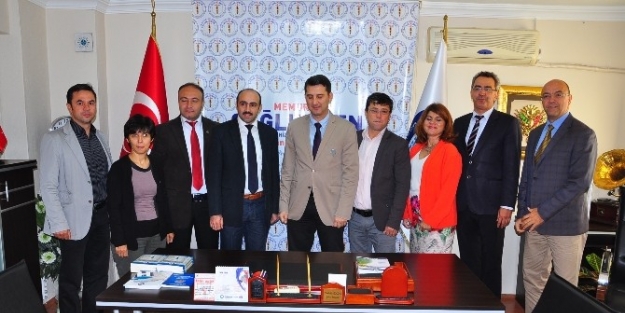 Rektör Adayı Ahmet Var Sağlık-sen’i Ziyaret Etti