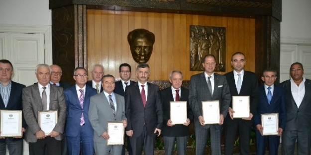 Valilik Projelerine Destek Olan Sponsorlara Teşekkür Belgesi Verildi