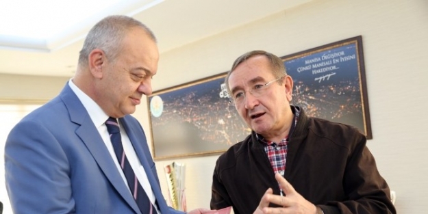 İslam Hukuku Profesöründen Başkan Ergün’e Övgü