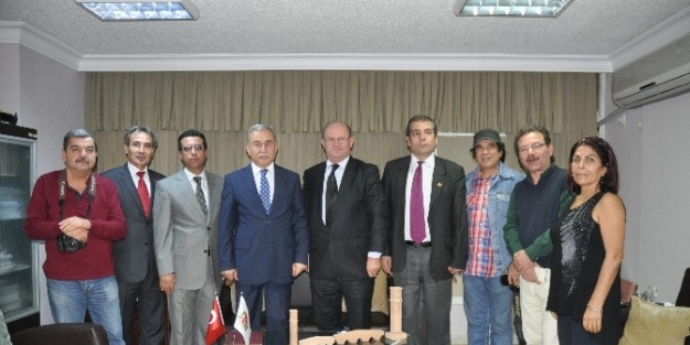 Vali Büyük: "adana Daha İyi Noktaya Gelmeli"