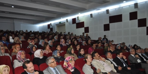 Demirci’de “mutlu Aile Başarılı Çocuk” Semineri