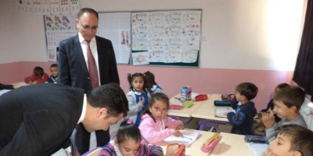 Kaymakam Bedir, İlk Ve Ortaokulda İncelemelerde Bulundu