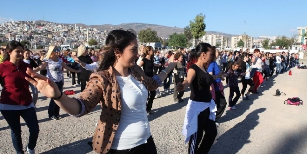 Bayraklı, Cumhuriyet’i Şanina Layık Kutlayacak