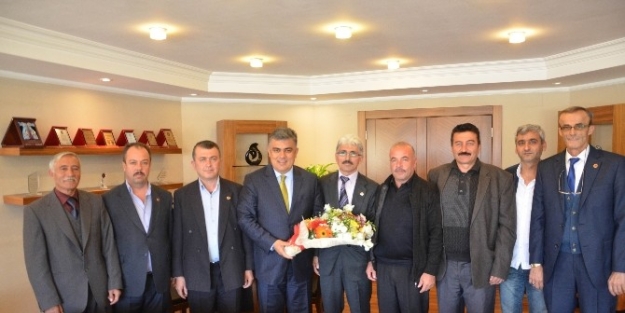 Muhtarlardan Başkan Özgüven’e Ziyaret