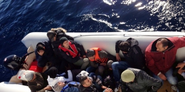 Ege Denizinde Sığınmacı Operasyonları