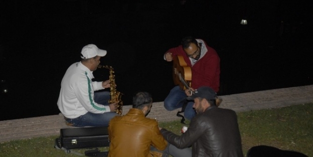 Eskişehir’de Sokak Müzisyenleri Kulakların Pasını Sildi