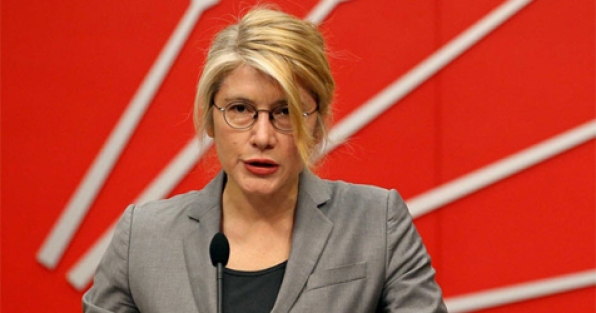 CHP'li Emine Ülker Tarhan'dan yeni parti girişimi