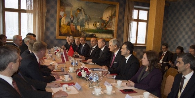 Erdoğan Ve Letonyalı Mevkidaşı, Heyetler Arası Görüşmeye Başkanlık Etti