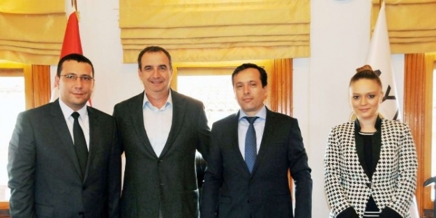 Telekom’dan Gençer’e Ziyaret