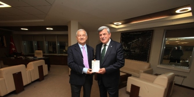 Başkan Karaosmanoğlu Şerif Ünan’i Ağırladı