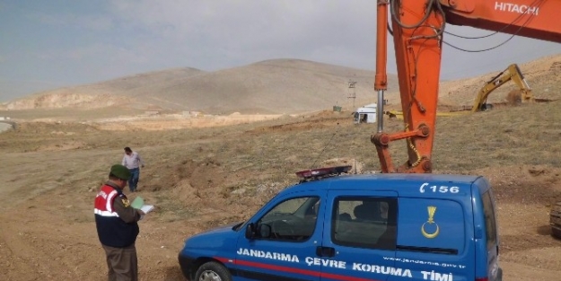 Jandarma’dan Kaçak Su Kuyularına Önlem