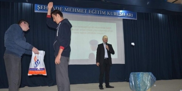 Şehzade Mehmet’te ‘sıradışı Öğrenci’ Semineri