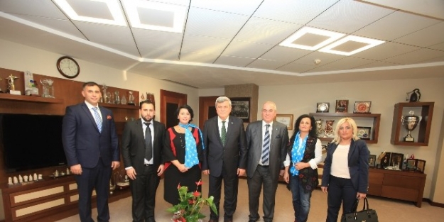 Başkan Karaosmanoğlu, Dsp İl Yönetimini Ağırladı