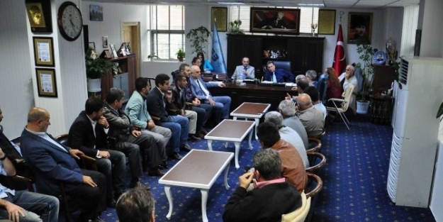 Başkan Saka, Müteahhitleri Dinledi