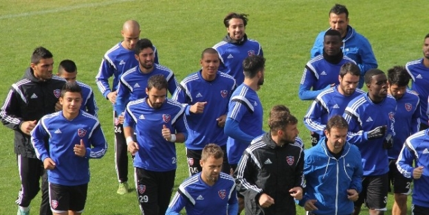Kardemir Karabükspor, Akhisar Belediyespor Maçı Hazırlıklarını Tamamladı