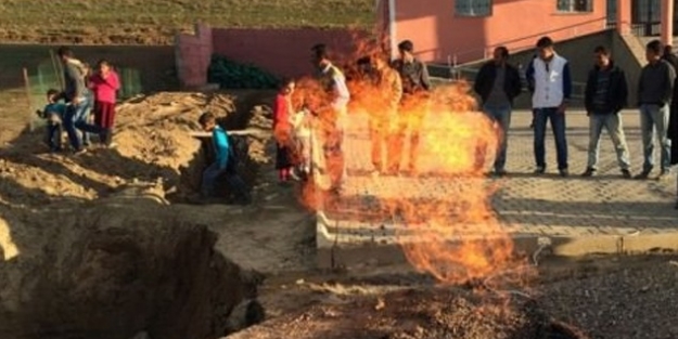 Van'da su ararken gaz buldular!
