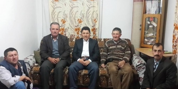 Emet Müftüsü İsmail Temur, Hacıları Evinde Ziyaret Etti