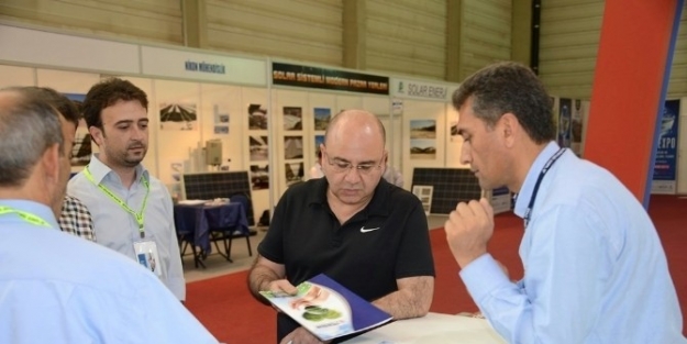 Gediz Belediye Heyeti, Şehircilik Ve Kent İhtiyaçlari Fuarı’nı İnceledi