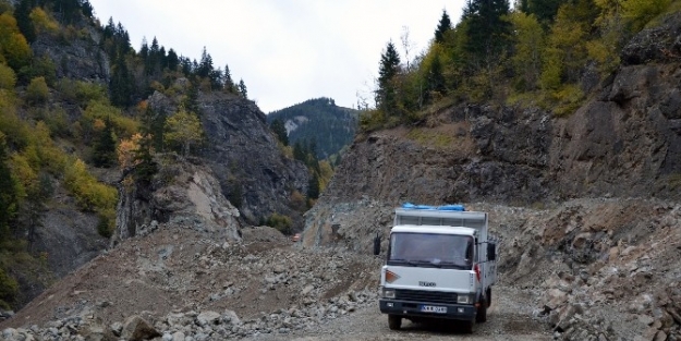 Kürtün’de Sel Felaketinin Yaraları Sarılıyor