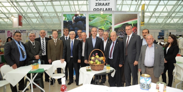 Altepe meyvecilik fuarını ziyaret etti