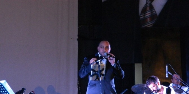 Malkara’da Sahne Alan Evrim Kaşıkçı Muhteşem Bir Gece Yaşattı