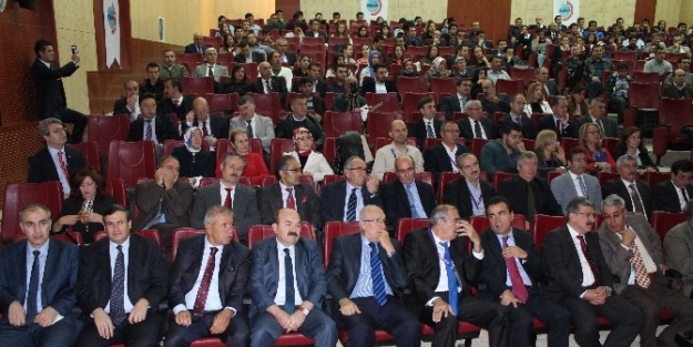 Dünyada Her 15 Dakikada Bir Kişi Kuduzdan Ölüyor