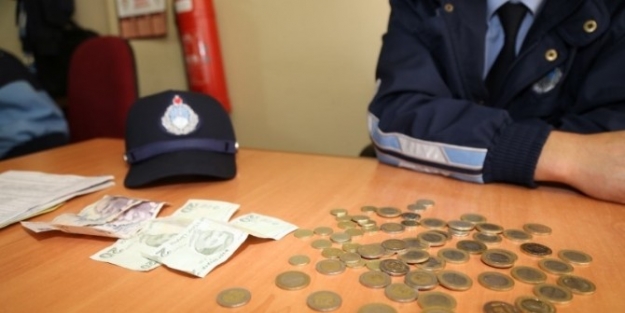 Kırklareli Zabıtası Dilencilere Göz Açtırmıyor