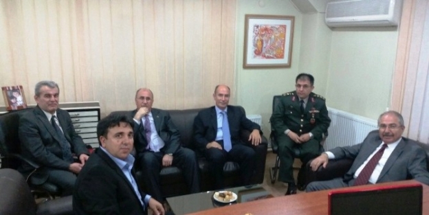 Vali Yaman’dan Gözlük Fabrikasına Ziyaret