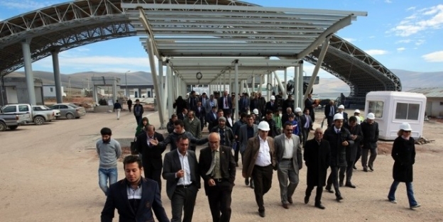 “sınır Kapılarının Önemi Ve Ardahan’a Katkıları” Arü’de Mercek Altına Alındı