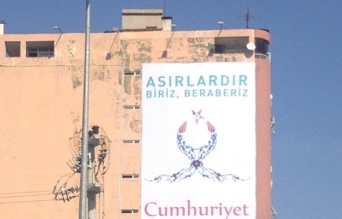 Tamer Dağlı’dan "dev" Kutlalama