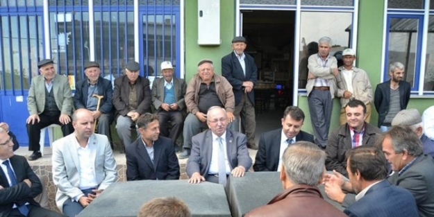 Tekirdağ Büyükşehir Belediye Başkanı Albayrak, Askere Gidecekleri Yolcu Etti