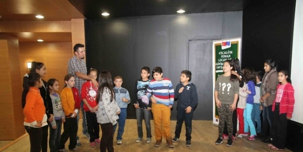 Roman Çocuklara Demokrasi Ve İnsan Hakları Eğitimi