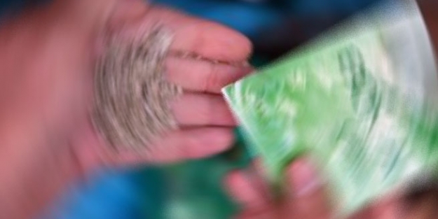 Sevgilisinden ayrılan genç intihar etmek istedi