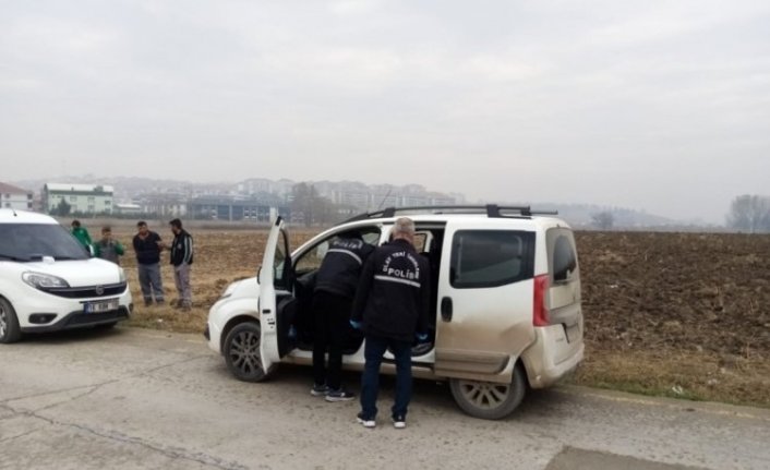 Bursa'da otomobil içinde vurulmuş halde bulundu!