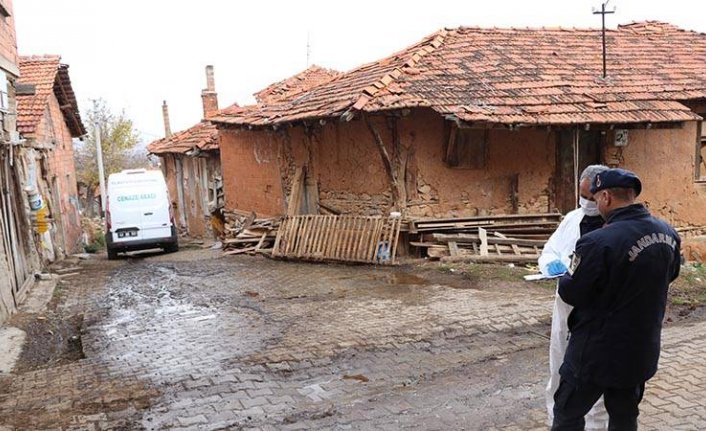 Kan donduran olay! Sokakta parçalanmış kadın cesedi bulundu