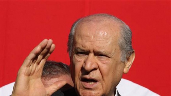 Bahçeli "Peşmerge'ye izin verilmesi tarihi bir hata"
