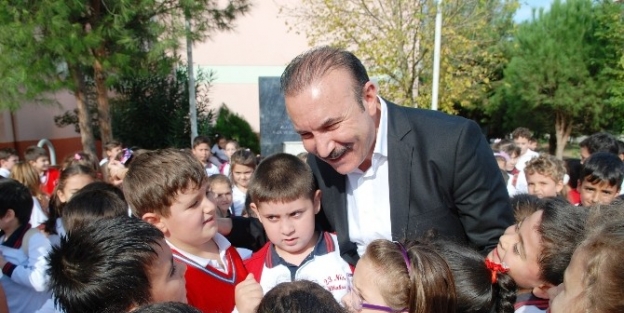 İzmit Belediyesi’nden Bir Öğretmenler Odası Daha