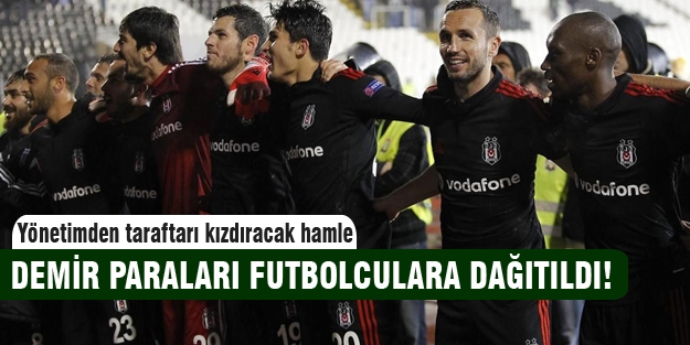 Vodafone Arena'nın demir paralarını fubolculara dağıttılar!