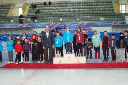 Erzurum’da Short Track Federasyon Teşvik Yarışması