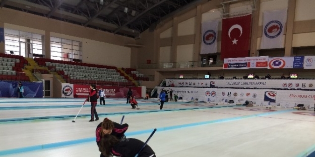 Erzurum’da Curling Heyecanı