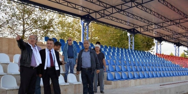 Mersinli Ahmet Stadı Cumhuriyet Bayramı’na Hazırlanıyor