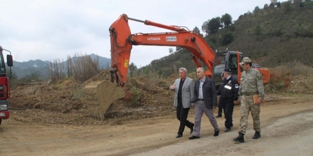 Vali Karahan Selden Zarar Gören Bölgede İncelemede Bulundu