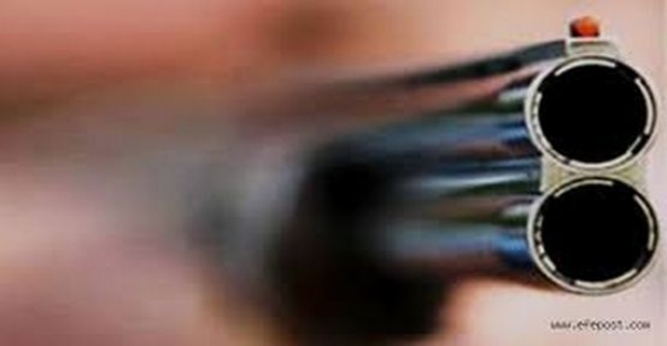 Barışmak istedi, pompalıyla öldürdü!