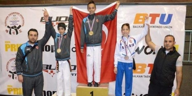 Balkan Şampiyonu Fatma Sena, Eşme’nin Gururu Oldu