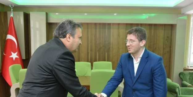 Hizmet Vakfı’ndan Çerçi’ye Ziyaret