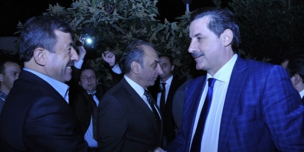 Bakan Çelik Darıca’da