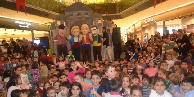 Masal Kahramanı Keloğlan Gösterisi