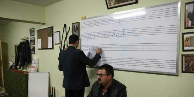 Erzincan Belediyesi Mehter Vuruyor