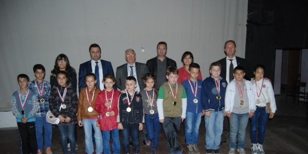 Malkara’da Cumhuriyet Bayramı Satranç Turnuvası Tamamlandı