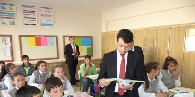 Kaymakam Bedir, Okullarda İncelemelerde Bulundu